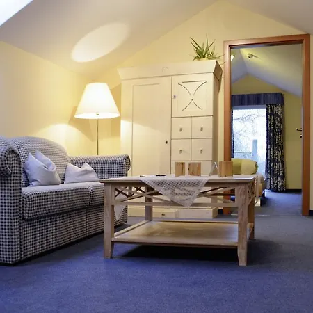 嘎斯霍夫福斯索夫酒店 Edelsfeld